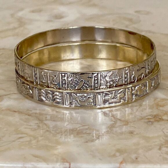 Set of 2 Mexican Silver Bangle Bracelets - Picture 4 of 10